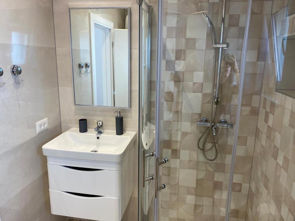 Apartmani Josipa Трогир Екстериор снимка