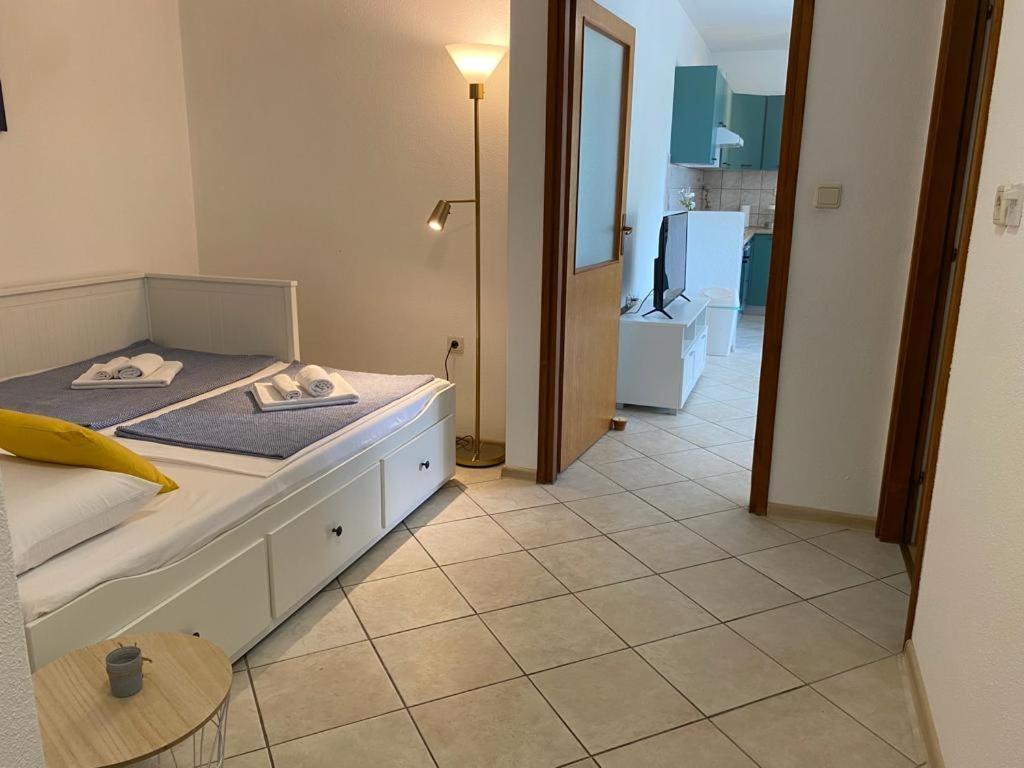 Apartmani Josipa Трогир Екстериор снимка
