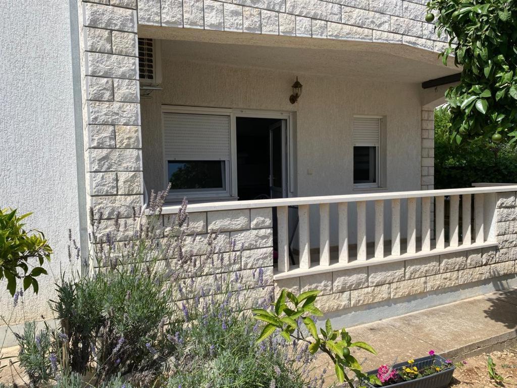 Apartmani Josipa Трогир Екстериор снимка