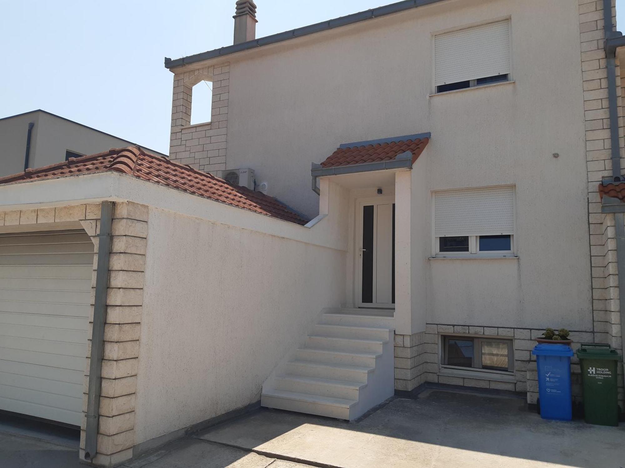 Apartmani Josipa Трогир Екстериор снимка